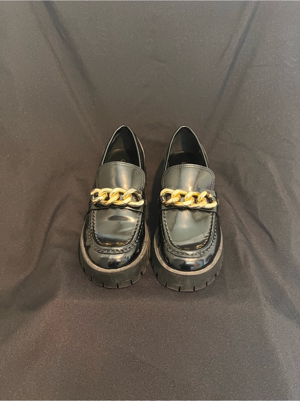 GUESS Black Patent Leather Loafers Gold Chain Chunky Lug Sole